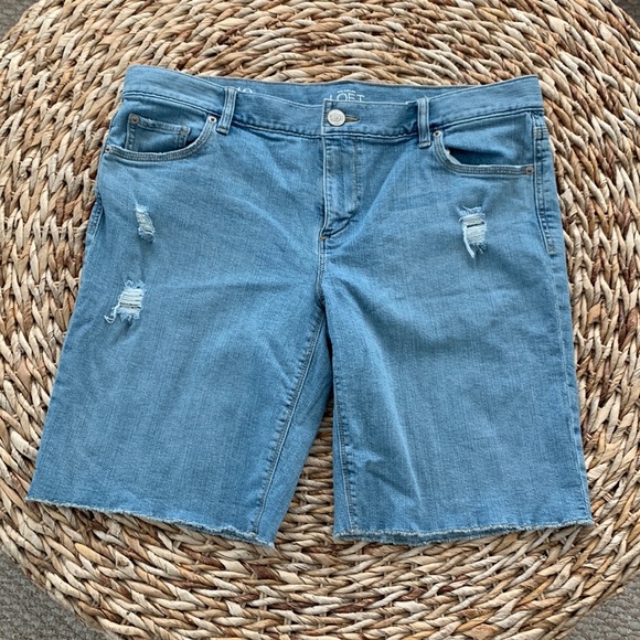 LOFT Boyfriend Denim Short sz10 - Picture 1 of 10